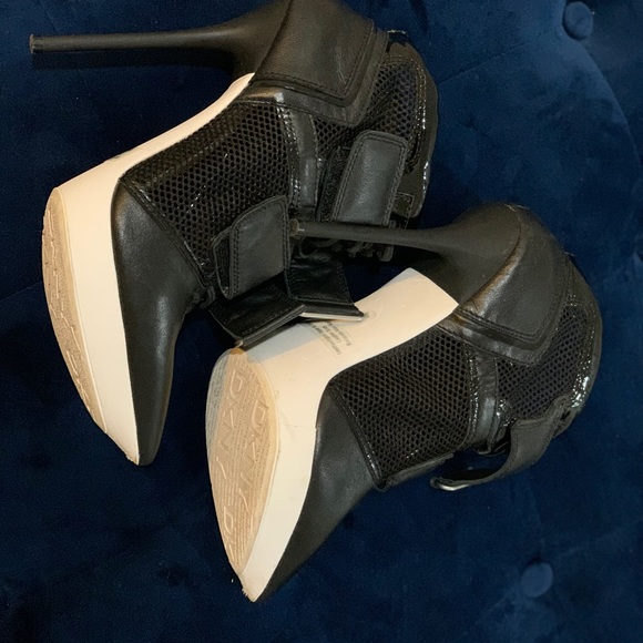 Dkny Shoes Pulse High Top Platform Booties Color: Black/White Size: 9 UK Size 40 - Picture 5 of 5